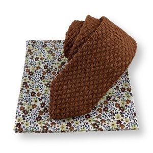Men’s Russet Brown Knit Necktie & White Floral Pocket Square